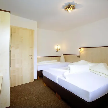 Alpin Otel